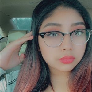 Meet your Posher, Alida